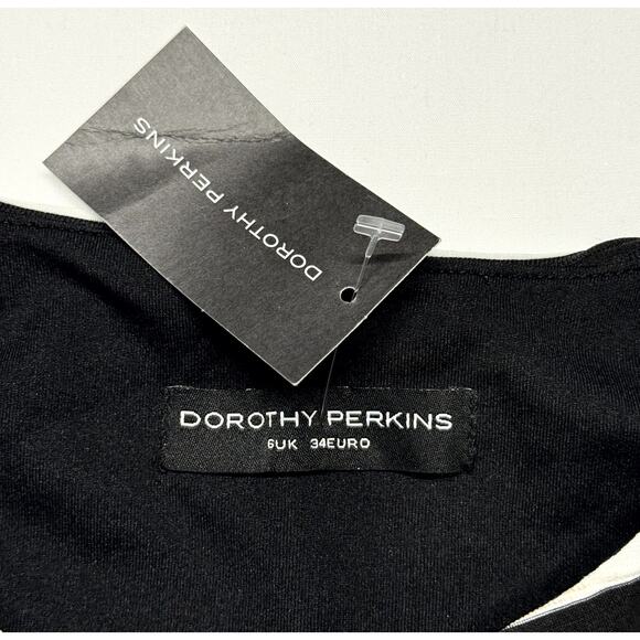 Dorothy Perkins elegant NWT women Black And White Sleeveless striped top size S - Picture 5 of 9